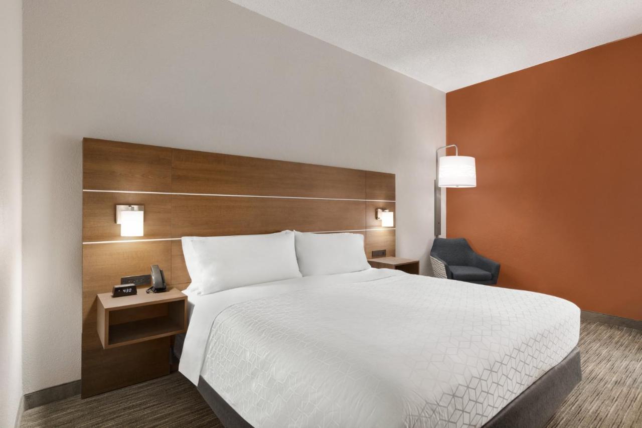 Holiday Inn Express Vero Beach-West I-95 By Ihg Экстерьер фото