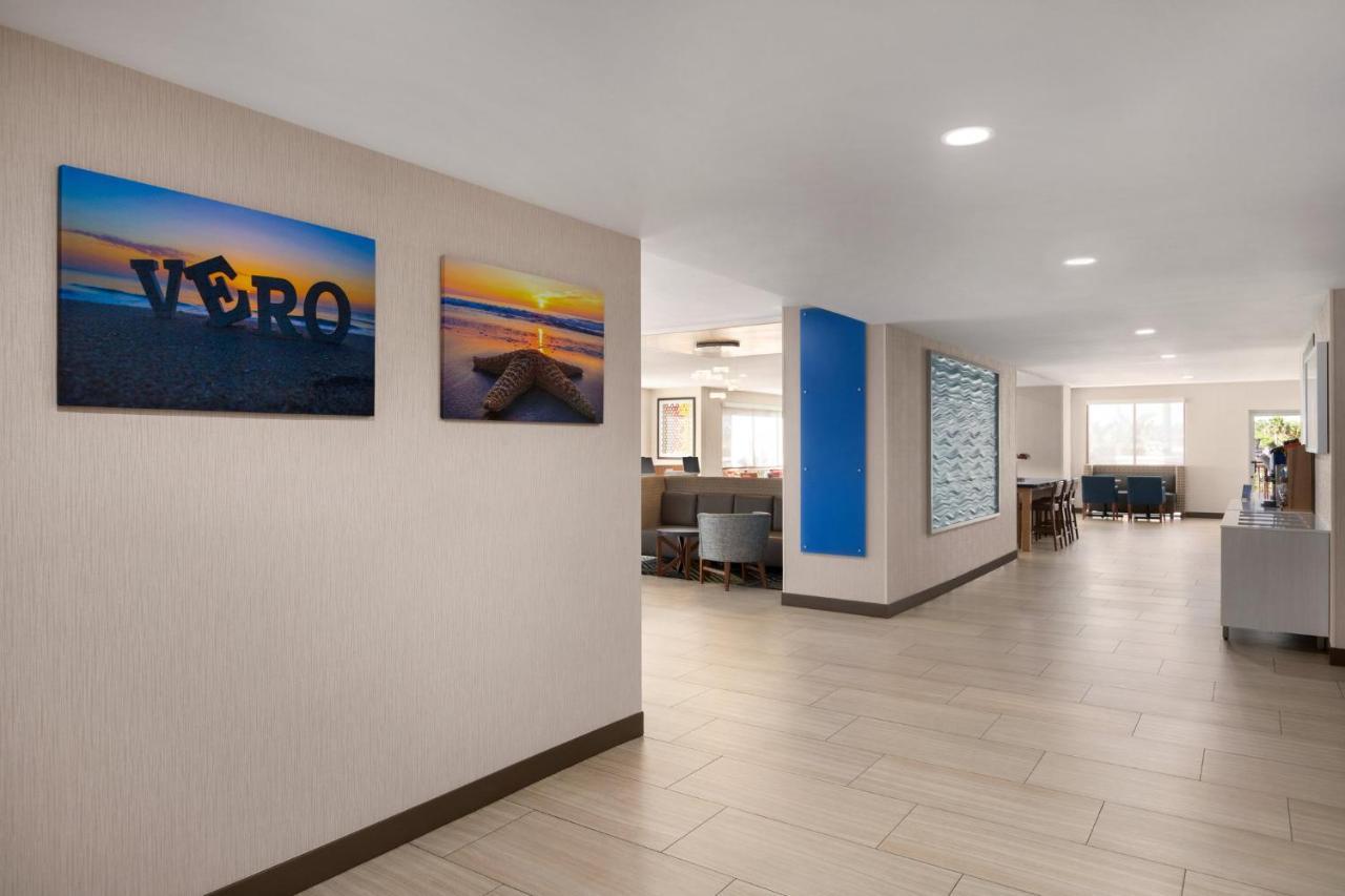 Holiday Inn Express Vero Beach-West I-95 By Ihg Экстерьер фото
