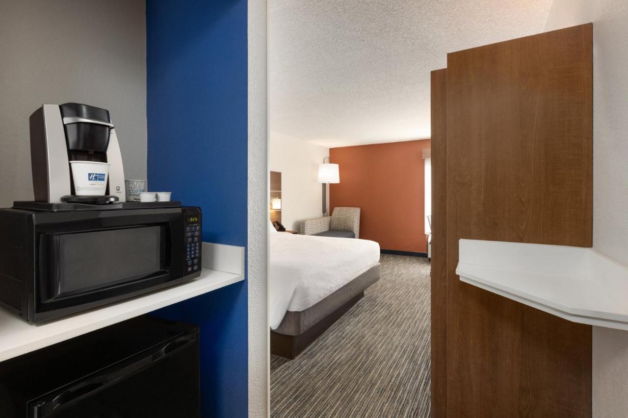 Holiday Inn Express Vero Beach-West I-95 By Ihg Экстерьер фото