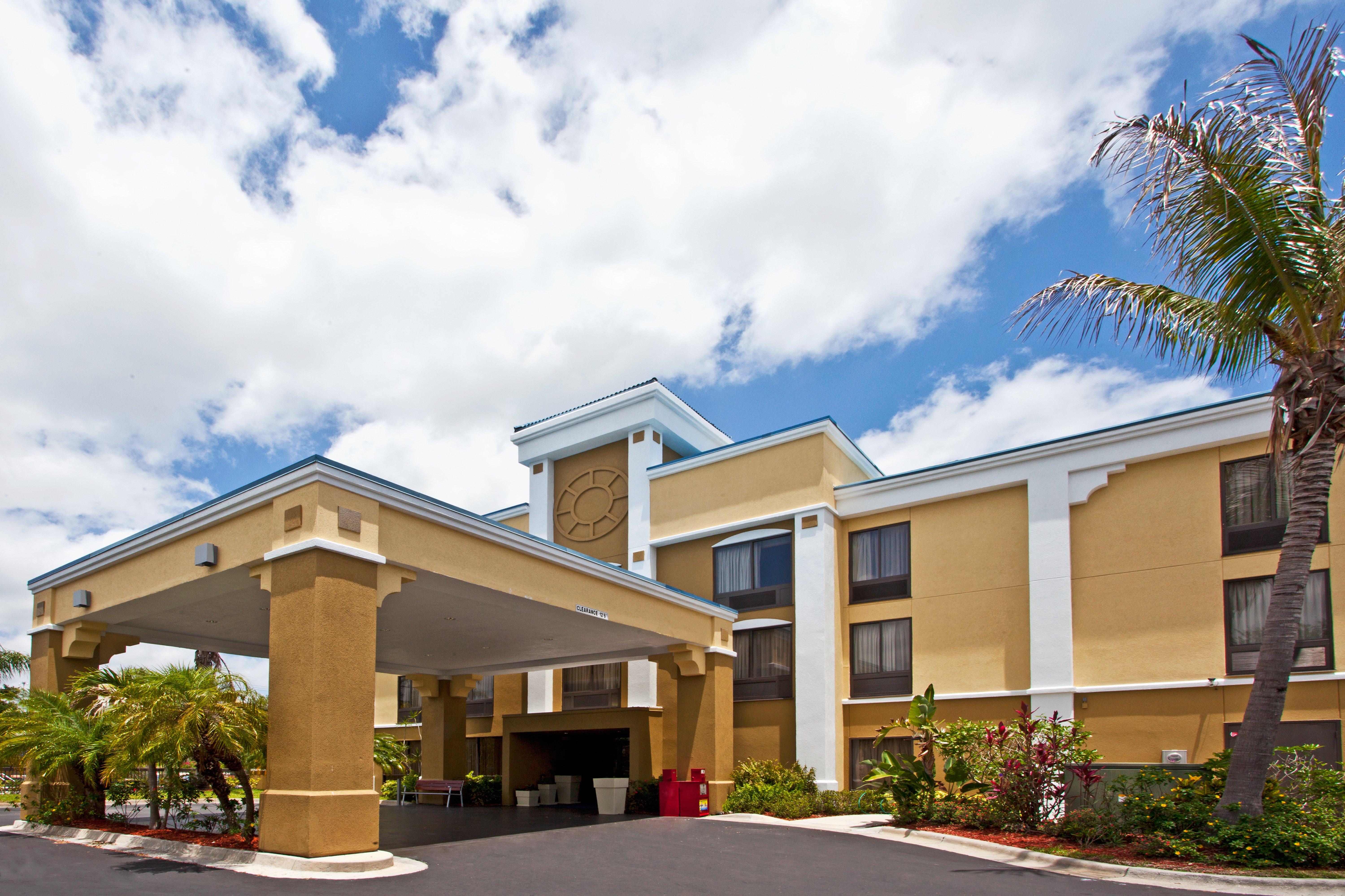 Holiday Inn Express Vero Beach-West I-95 By Ihg Экстерьер фото