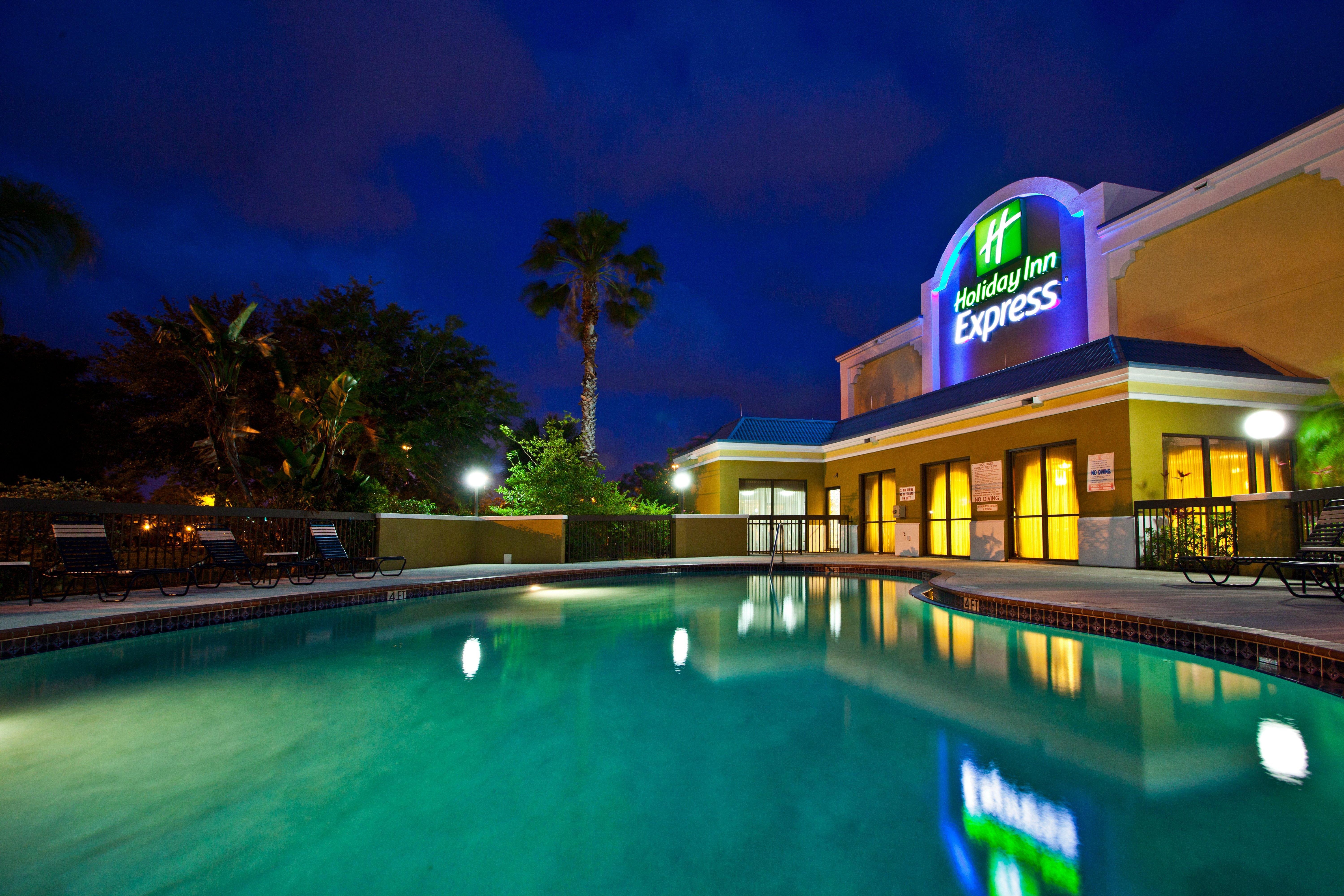 Holiday Inn Express Vero Beach-West I-95 By Ihg Экстерьер фото