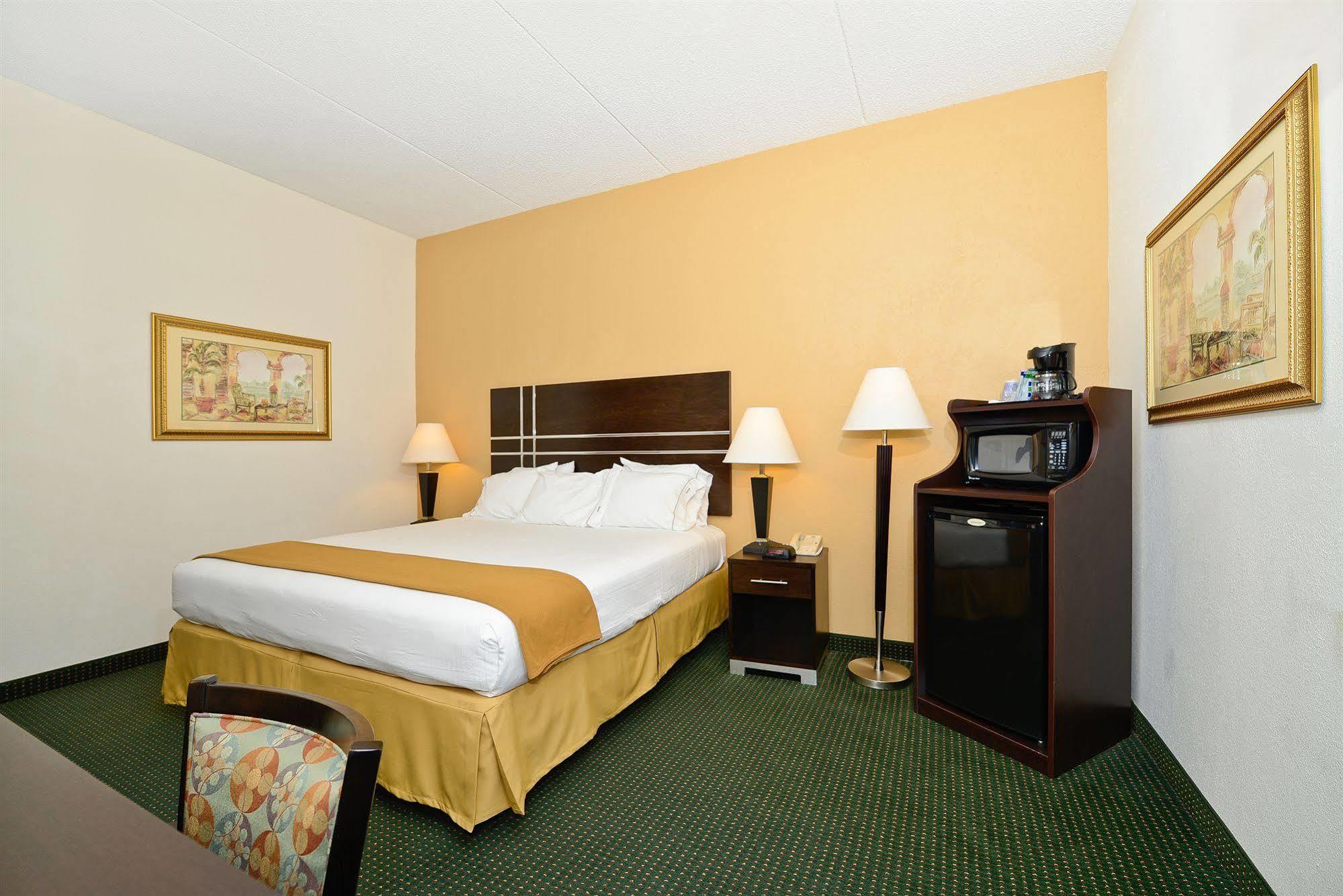 Holiday Inn Express Vero Beach-West I-95 By Ihg Экстерьер фото