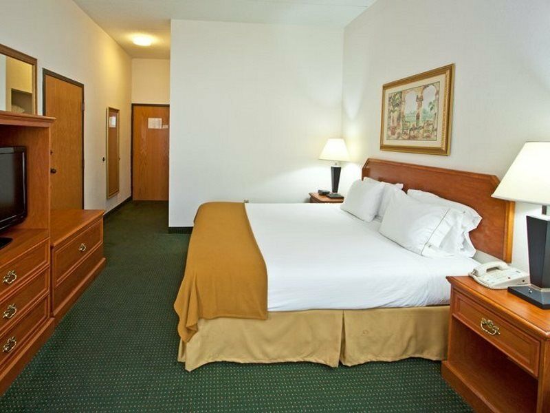 Holiday Inn Express Vero Beach-West I-95 By Ihg Экстерьер фото
